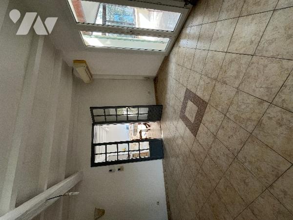 Tarascon maison de 84 m² sur un terrain clos et arboré de 357 m².