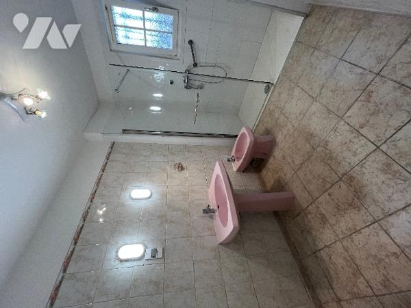 Tarascon maison de 84 m² sur un terrain clos et arboré de 357 m².