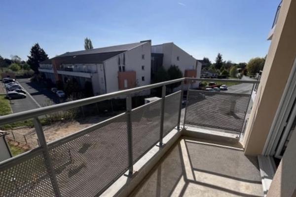Location Appartement T3 avec parking et cave - Poitiers