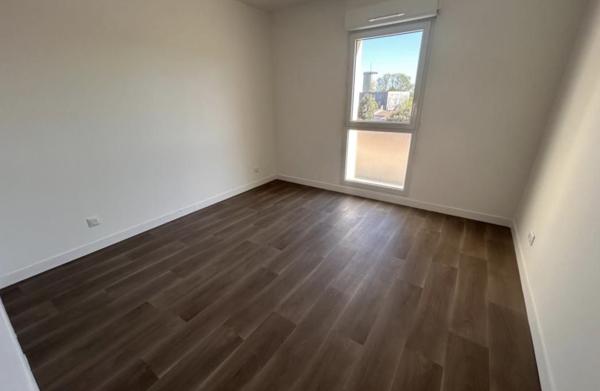 Location Appartement T3 avec parking et cave - Poitiers