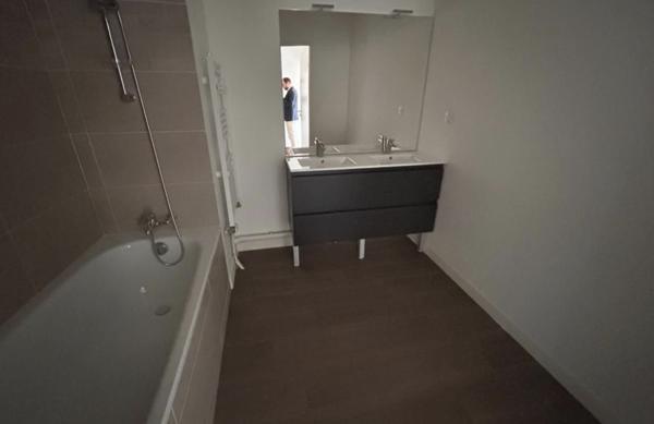 Location Appartement T3 avec parking et cave - Poitiers