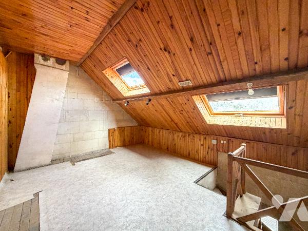 Maison de ville mitoyenne dans le quartier de Saint-Crépin à Soissons (à 700m de centre-ville),
