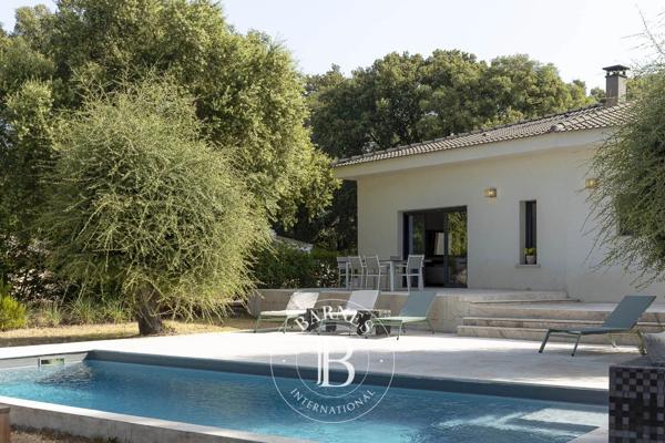 Sainte-Lucie-de-Porto-Vecchio, Maison 4 Chambres -  180 m² à vendre