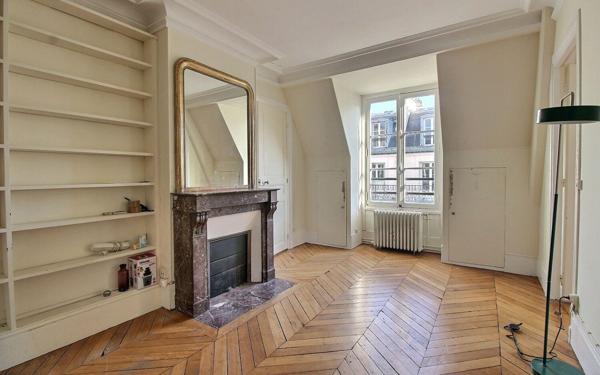 Appartement à vendre    3 pièces • 52,40 m2 Paris 6
