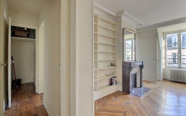 Appartement à vendre    3 pièces • 52,40 m2 Paris 6