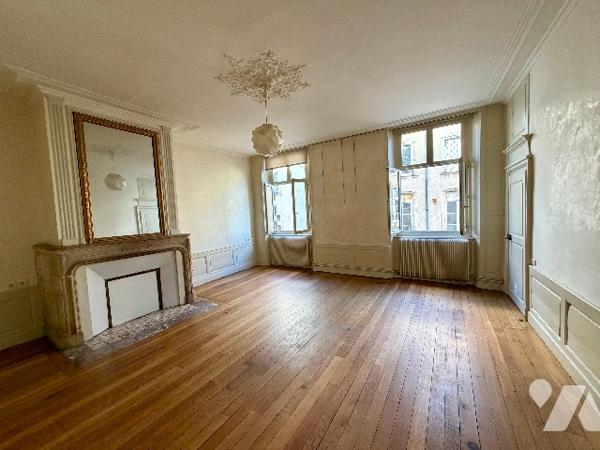 A VENDRE EN EXCLUSIVITE - T4 105M² - VILLE VIELLE