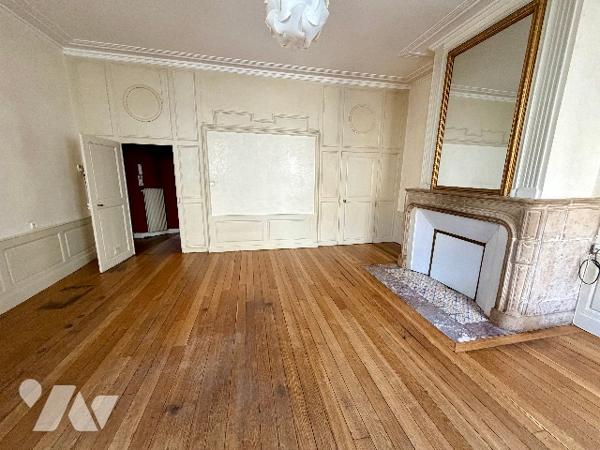 A VENDRE EN EXCLUSIVITE - T4 105M² - VILLE VIELLE