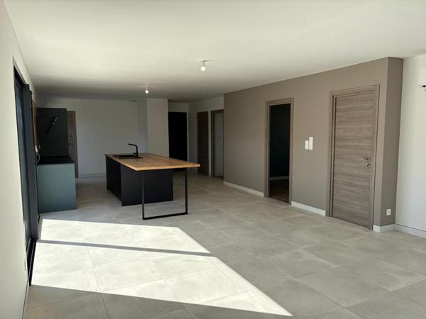 Villa T5 de 2023 avec 97 m2 habitables sur 500m² de jardin