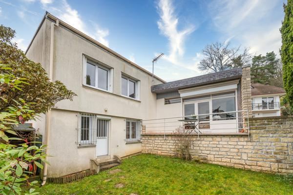 Maison 5 pièces - 105 m² Exclusivité efficity