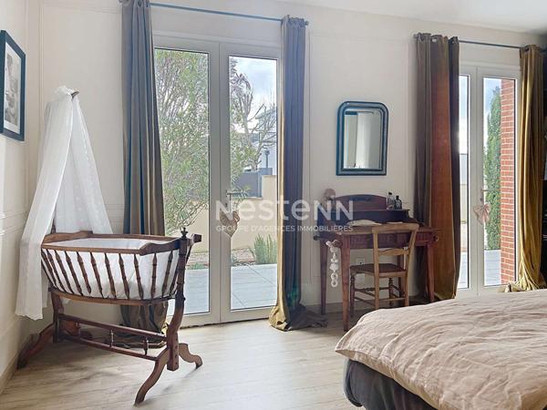 A VENDRE - LABASTIDETTE -Maison familiale rénovée .5 chambres. Piscine .Suite parentale