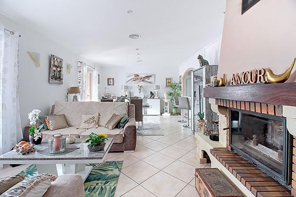 À VENDRE EN EXCLUSIVITÉ VIAGER OCCUPÉ LORGUES - MAISON DE PLAIN-PIED À PROXIMITÉ DU CENTRE-VILLE