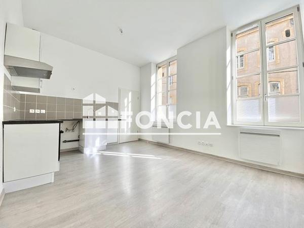 Location Appartement 2 pièces 35.8 m² - 16 RUE DES JARDINS Metz 57000