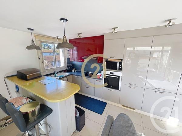 Appartement T3 à vendre  3 pièces - 55,56 m2 CANNES LA BOCCA - 06