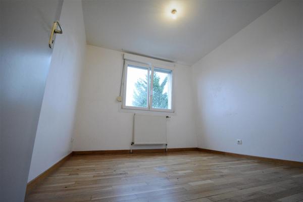 Dpt Nord (59), à louer CAMBRAI appartement T3 - 55 m² - 1er étage