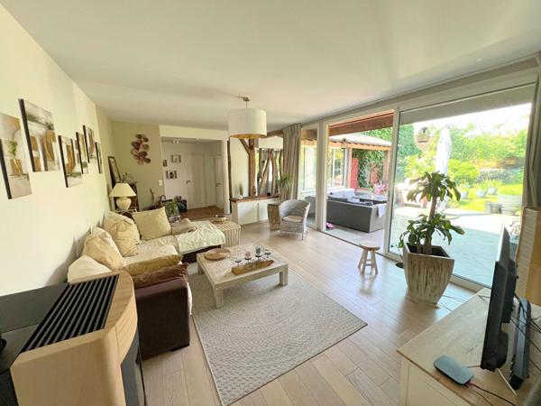 Maison CHAUMONT EN VEXIN 9 pièces 200 m2