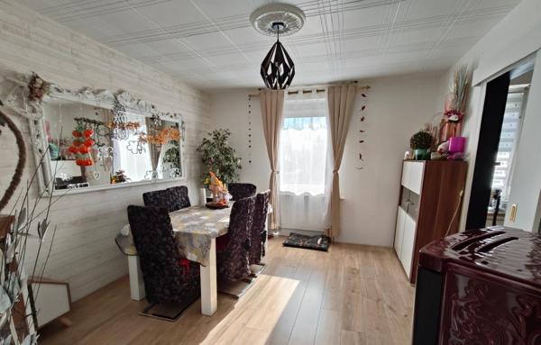 Jolie maison avec son jardin à Huttenheim