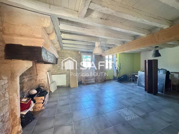 MAISON EN PIERRE 4 CHAMBRES DEPENDANCES AUX PORTES DE NIORT !