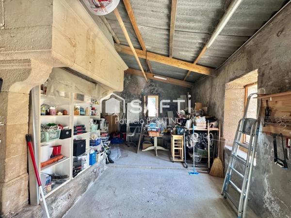 MAISON EN PIERRE 4 CHAMBRES DEPENDANCES AUX PORTES DE NIORT !