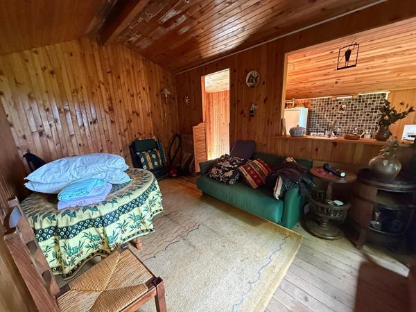 Chalet à rénover et à agrandir sur terrain 920 m²