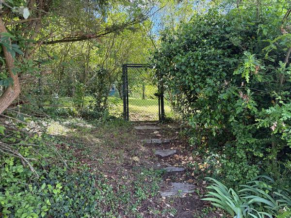 Chalet à rénover et à agrandir sur terrain 920 m²