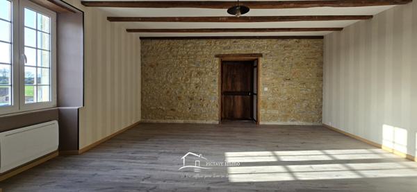 Propriété - 7 chambres - Dépendances Valence-en-poitou (86700)