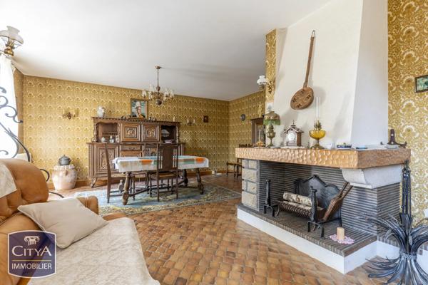 Maison à vendre 6 pièces 133.22m² Sainte-Feyre (23000)
