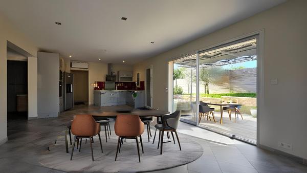 Maison à MANOSQUE, 04100 - 5 pièces 120m²