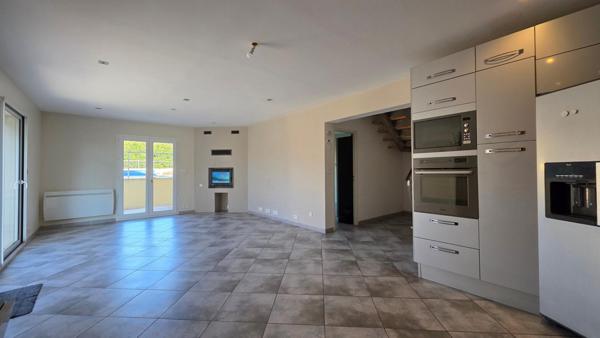 Maison à MANOSQUE, 04100 - 5 pièces 120m²