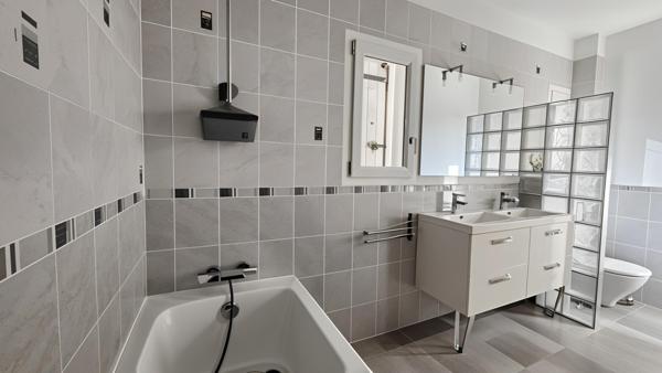 Maison à MANOSQUE, 04100 - 5 pièces 120m²