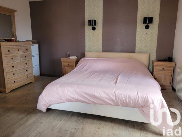 Maison à vendre 6 pièces 185 m² Champagne-Mouton