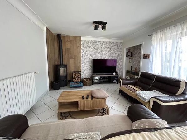 Maison magnifiquement entretenue avec appartement indépendant et spa