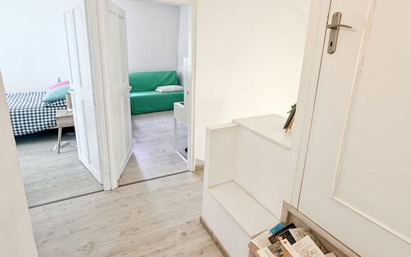 Maison à louer    3 pièces •  Saint-Marcel-d'Ardèche