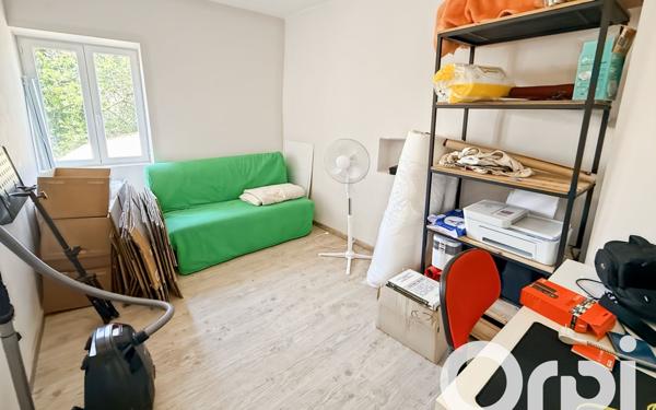 Maison à louer    3 pièces •  Saint-Marcel-d'Ardèche