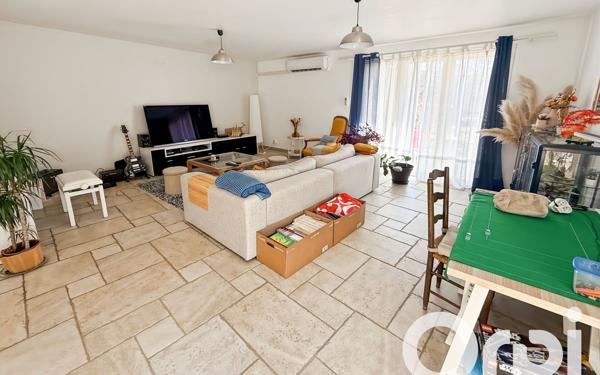 Maison à louer    3 pièces •  Saint-Marcel-d'Ardèche