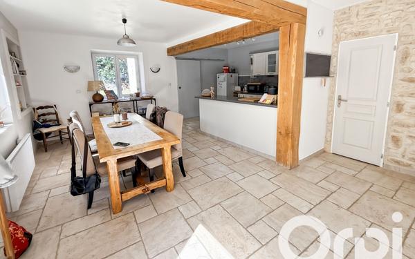 Maison à louer    3 pièces •  Saint-Marcel-d'Ardèche