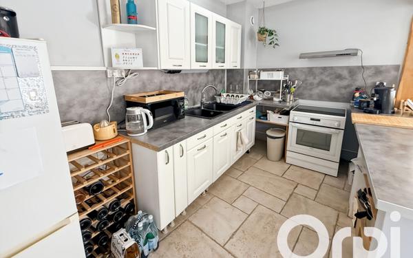 Maison à louer    3 pièces •  Saint-Marcel-d'Ardèche