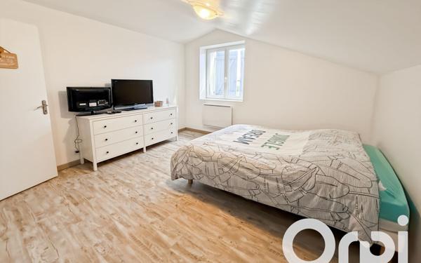 Maison à louer    3 pièces •  Saint-Marcel-d'Ardèche