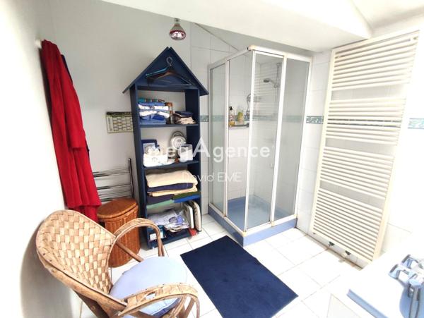 Maison à Challans, 85300 - 7 pièces 197m²