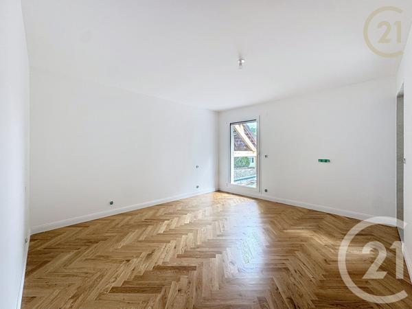 Maison à vendre  6 pièces - 180,30 m2 PRINGY - 77