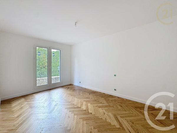 Maison à vendre  6 pièces - 180,30 m2 PRINGY - 77