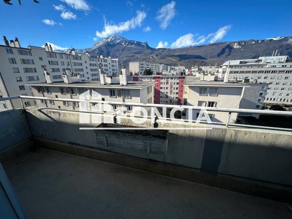 Location Appartement 2 pièces 39.29 m² - 91/93 RUE ABBE GREGOIRE Grenoble 38000