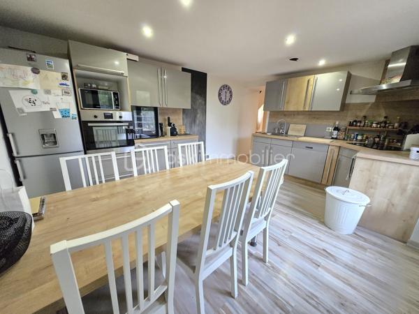 Maison de village de 94 m²