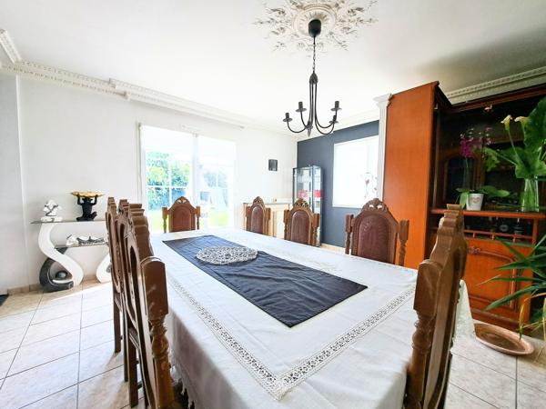 Maison 8 pièces - 230 m²