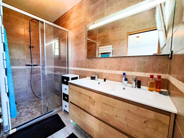 Maison 8 pièces - 230 m²