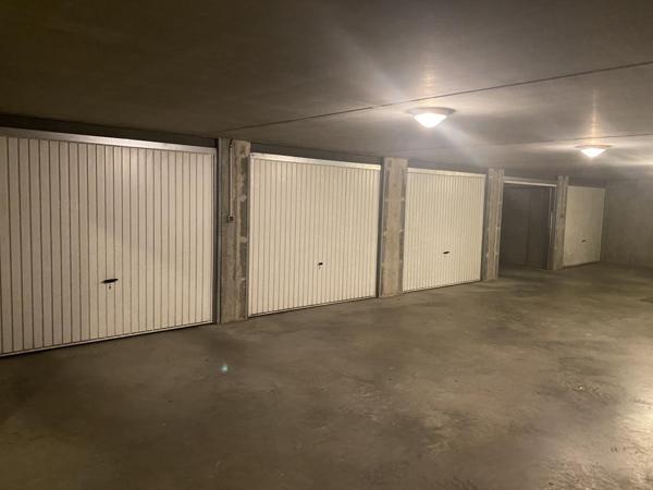 ANNONAY - APPARTEMENT T3 AVEC GARAGE - 71.91 M2