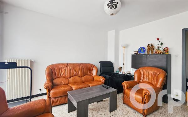 Appartement à vendre    4 pièces • 74,73 m2 Donzère