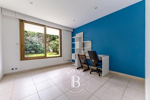 Neuilly-sur-Seine, Appartement 4 Chambres -  158 m² à vendre