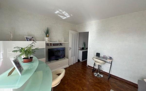 Appartement à vendre    2 pièces • 41,20 m2 Sanary-sur-Mer