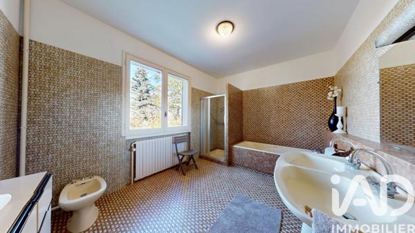 Maison à vendre 6 pièces 364 m² Creuzier-le-Neuf