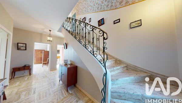 Maison à vendre 6 pièces 364 m² Creuzier-le-Neuf